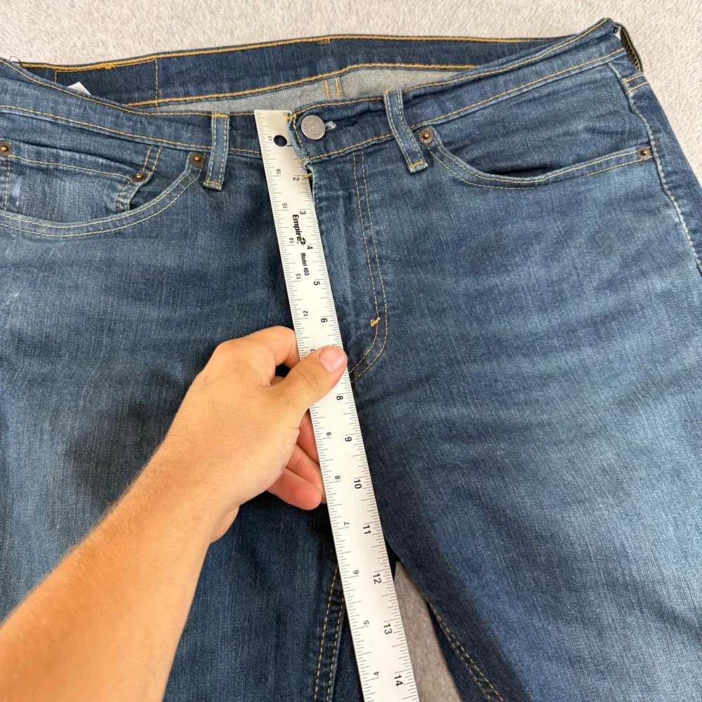 Levis attributes 541